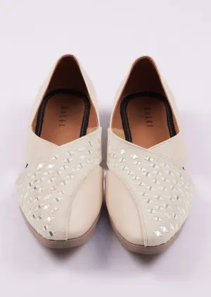 Peach Raw Silk Mirror Work Juttis