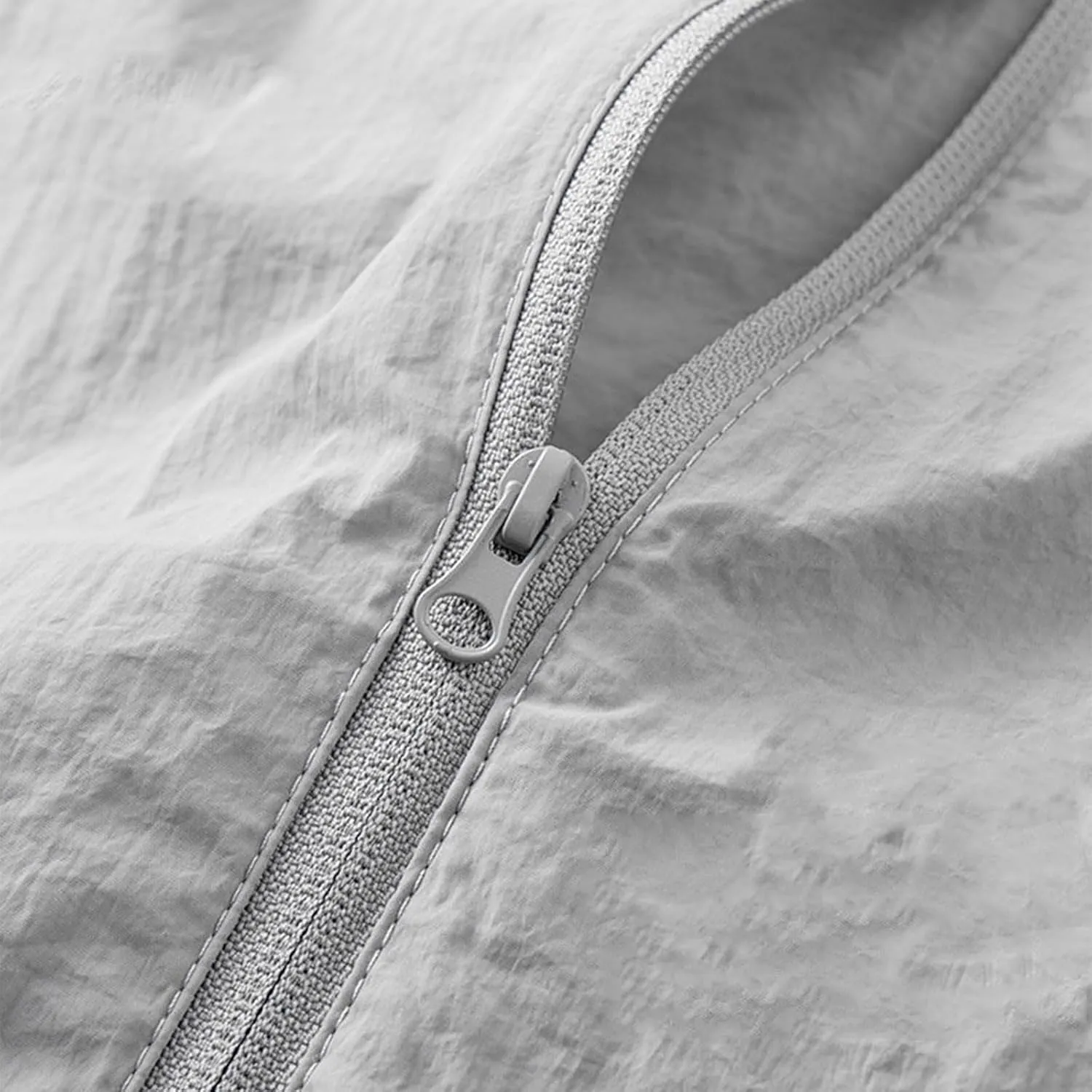 Sun Protection Shirts for Men Lightweight Quick Dry Workout Tops UV Protection Hiking Outdoor Hoodies with Pocket