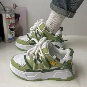 Y2K Chunky Sneakers für euren alternativen Look